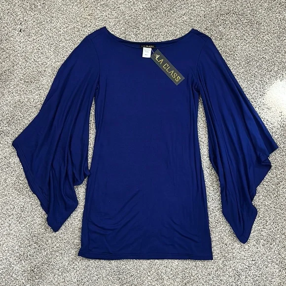 LA Class Cape Sleeve Dress - Picture 2 of 4